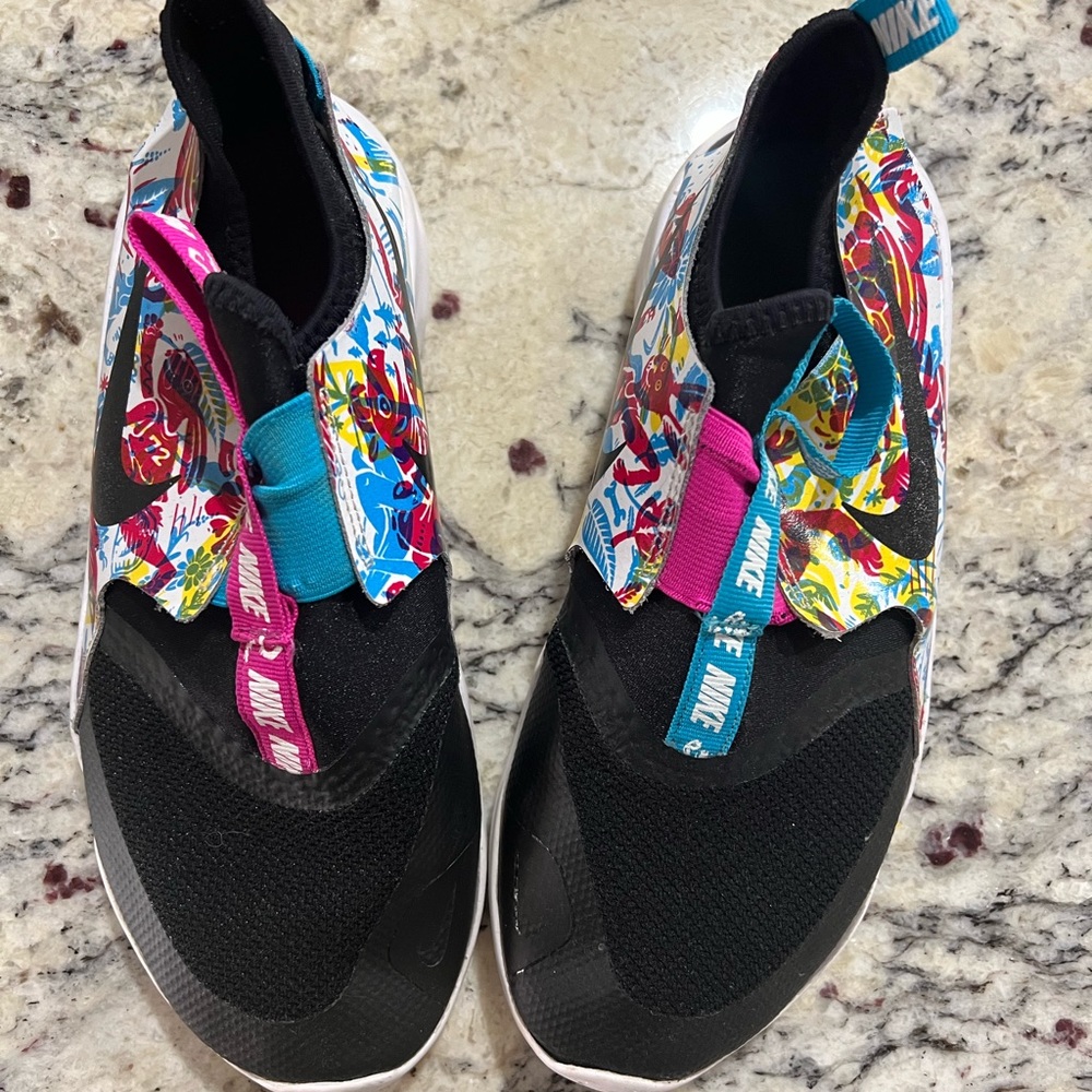 Nike Flex Runner Fable Tortoise and the Hare